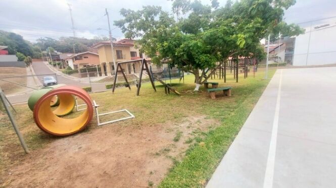 Venta de Lote en Grecia, Alajuela. RAH 26-1023 en Tacares, Grecia, Alajuela — ₡ 35 000 000