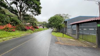 Brand New Modern Home in Atenas, Costa Rica – Close to Route 27 in Mercedes, Atenas, Alajuela — $185,000 - Photo 5 of 15