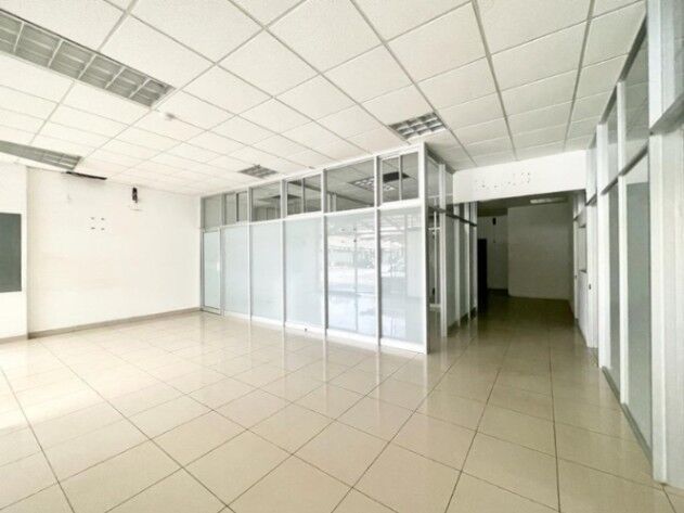 Local Comercial en Alquiler en Escazú, San José. RAH 23-258 in Escazú, San José — $3,400