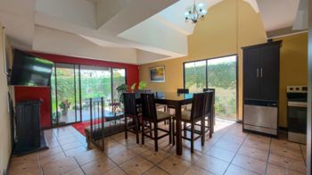 Venta de casa en Guápiles centro