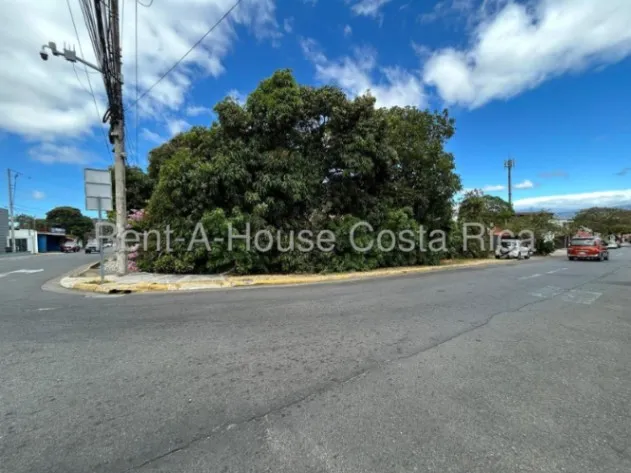 House for Sale in Santa Ana. RAH 26-1477 in Santa Ana, San José — $500,000