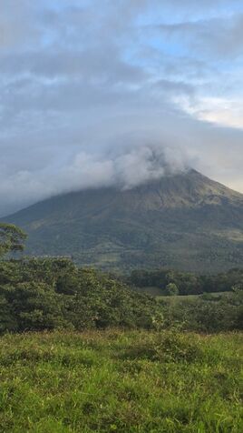 FINCA con Super Vista al Volcán y Lago a 35min de La Fortuna ☎️ 8751-4191  en La Fortuna, San Carlos, Alajuela — ₡ 620 000 000