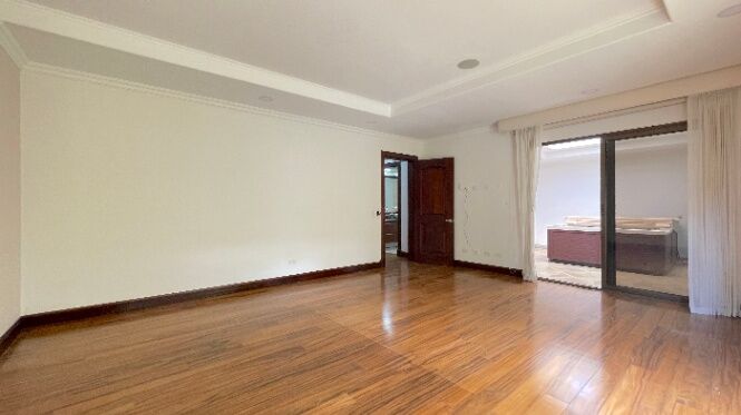 Venta de casa en Condominio Monterán Granadilla Curridabat en Granadilla, Curridabat, San José — $1,800,000