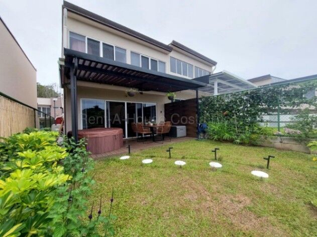 Venta de Casa en Mora-Colón. RAH 27-79 in Colón, Mora, San José — $235,000