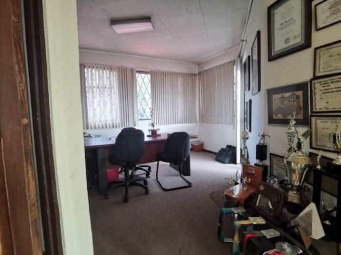 Venta de Casa en Sánchez de Curridabat. RAH 25-1410 in Sánchez, Curridabat, San José — $369,000