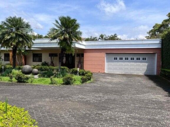 CASA EN VENTA, SANTA ANA, SAN JOSÈ $650.000 COD#25-1144 in Uruca, Santa Ana, San José — $650,000
