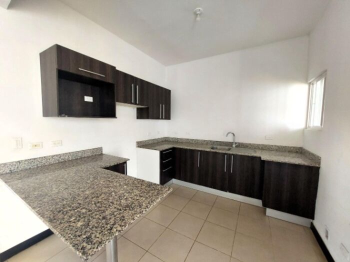 Venta de Casa en La Guâcima, Alajuela. RAH 25-1589 en Guácima, Alajuela — $145,000