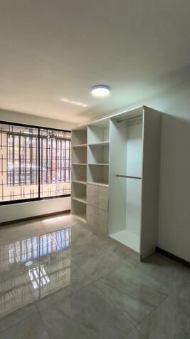 ALQUILER DE CASA l ROHRMOSER, SAN JOSÉ l PRECIO NEGOCIABLE. en Mata Redonda, San José — ₡ 700 000