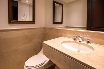 Apartamento de lujo estilo europeo en Laureles, Escazú in San Rafael, Escazú, San José — $2,600 - Photo 5 of 6