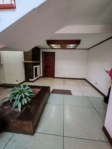 Edificio en Alquiler en San Pedro, Montes de Oca,Uso Mixto, PJG9887167 en San Pedro, Montes De Oca, San José — $4,000 - Foto 2 de 36