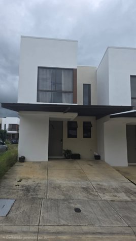 CASA EN ALQUILER | CONDOMINIO NOA en Ulloa, Heredia — ₡ 600 000