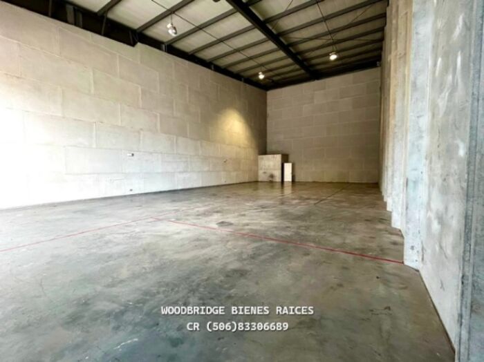 Alajuela bodega en alquiler en Ciruelas 312 metros en Alajuela — $2,652