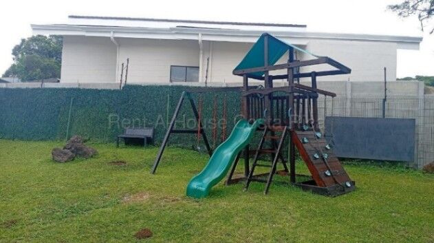 Venta de Lote en Brasil de Santa Ana. RAH 26-2147 en Brasil, Santa Ana, San José — ₡ 42 000 000