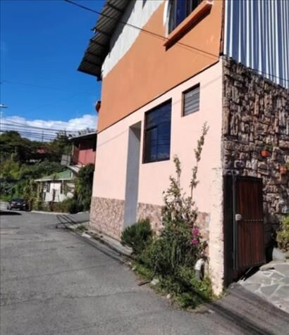 BELLA CASA Y 8 APARTAMENTOS EN MONTEVERDE.  in Monte Verde, Puntarenas — ₡ 160 000 000