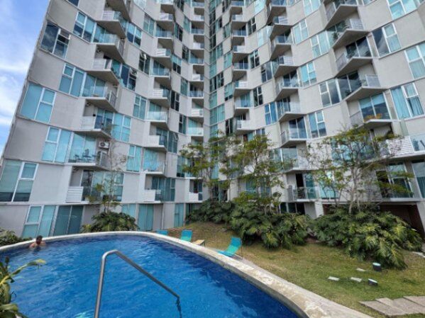 Alquiler apartamento tipo studio amueblado con balcón y amenidades #26-1717 GS in Mata Redonda, San José — $1,100