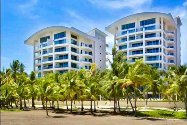 VENTA DE APARTAMENTO EN DIAMANTE DEL SOL en Jacó, Garabito, Puntarenas — $650,000