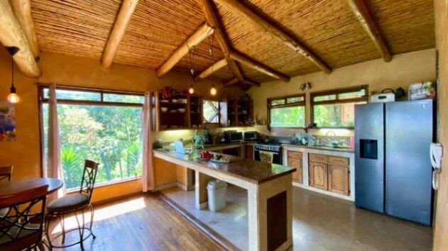Venta de Casa en San Antonio de Escazú. RAH 26-1346 in San Antonio, Escazú, San José — $250,000