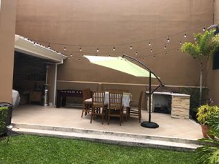 Venta o Alquiler Casa en Ayarco - Curridabat RG1244 en Curridabat, San José — $3,500 - Foto 5 de 11