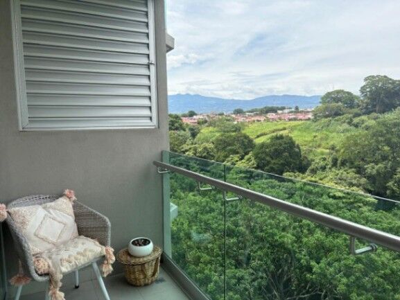 Se vende moderno apartamento en condominio de Pavas San José 26-75 en Pavas, San José — $165,000 - Foto 3 de 10