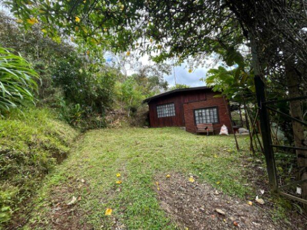 Finca con cabaña en Santa Rosa de Tayutic – 1.13 hectáreas en Tayutic, Turrialba, Cartago — ₡ 50 000 000
