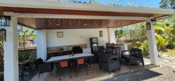 Se vende casa en Bajamar de Puntarenas-Costa Rica. A solo 1 km de la playa. en Puntarenas — $200,000