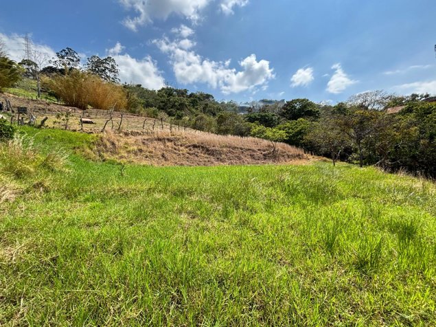 VENTA TERRENO SAN ANTONIO DE ESCAZÚ, PERMISO CONSTRUCCIÓN 8 APTOS en San Antonio, Escazú, San José — $210,000 - Foto 2 de 8