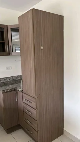 ALQUILO HERMOSO CONDOMINIO EN PLANTA BAJA,  REAL CARIARI, HEREDIA en Ulloa, Heredia — $1,000 - Foto 3 de 14