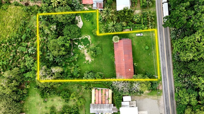 SE VENDE EDIFICIO COMERCIAL CON ALTA VISIBILIDAD EN CORONADO DE OSA en Puerto Cortés, Osa, Puntarenas — $460,000 - Foto 2 de 28