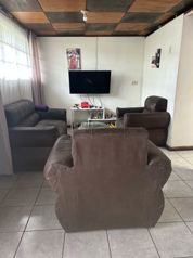 CASA EN VENTA – IPÍS DE GUADALUPE, LA FACIO, oportunidad desarrollo in Guadalupe, Goicoechea, San José — 40 000 000 ₡ - Photo 2 of 15