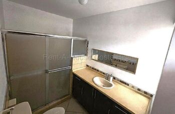  Venta de Casa en Condominio Hacienda Colón. RAH 26-2134 en Colón, Mora, San José — $230,000 - Foto 4 de 17