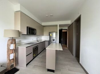Apartamento en venta moderno con balcón y amenidades en torre exclusiva #26-863 GS en Mata Redonda, San José — $195,000 - Foto 4 de 7