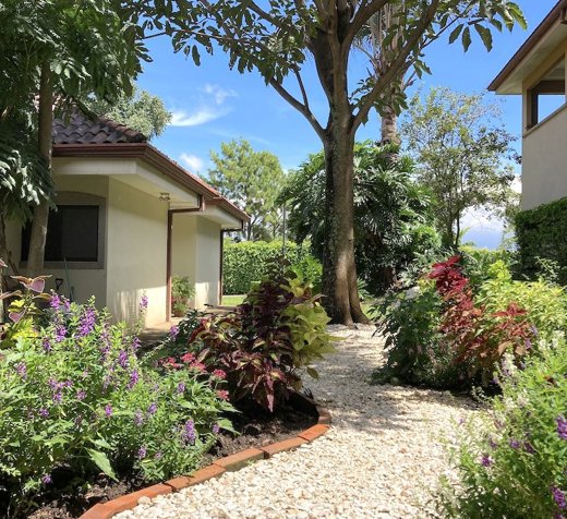 Casa de Una Planta en Venta en Condominio en Santa Ana in Piedades, Santa Ana, San José — $500,000 - Photo 3 of 24