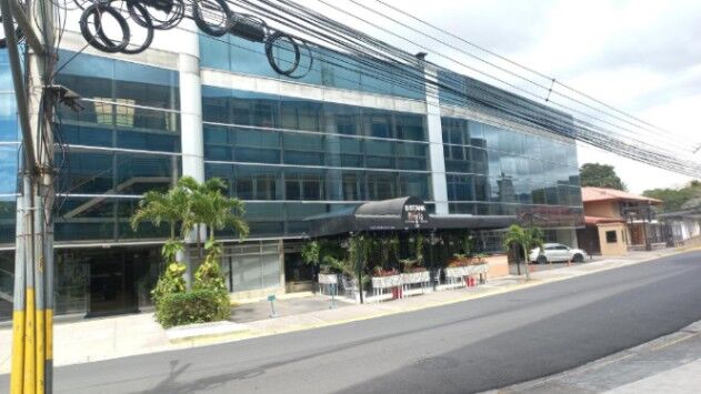 Alquiler de Local Comercial en Curridabat-Sánchez. RAH 24-1304 in Sánchez, Curridabat, San José — $1,933
