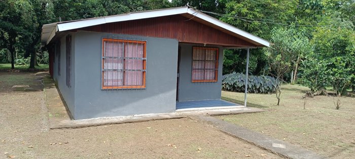 Se venta finca con casa en Anita Grande, Jiménez, Pococí (Guápiles), Limón in Jiménez, Pococí, Limón — ₡ 60 000 000