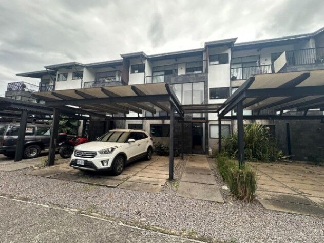 VENTA DE APARTAMENTO, SAN JOSE, SANTA ANA, RIO ORO, RESIDENCIAL LA CARAÑA  in Santa Ana, San José — $250,000