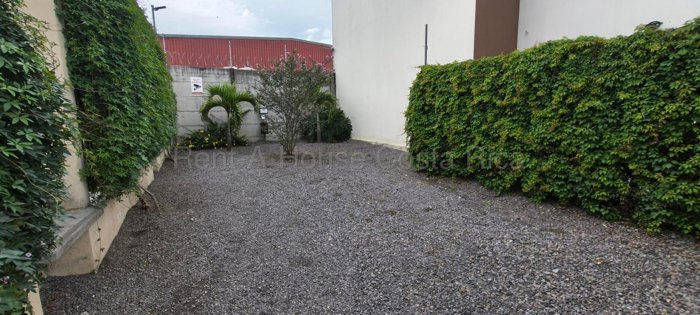 Venta de Apartamento en San Felipe de Alajuelita. RAH 27-371 in Alajuelita, San José — $142,000