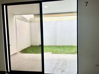 Venta de Casa de dos pisos en San Juan en San Juan, La Unión, Cartago — $240,000 - Foto 4 de 37