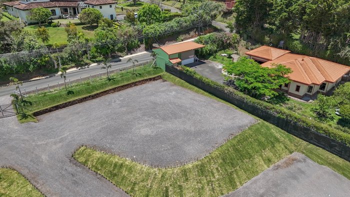 Terreno de 951m2 en San Josecito de San Isidro de Heredia en San Josecito, San Rafael, Heredia — ₡ 99 855 000 - Foto 3 de 14