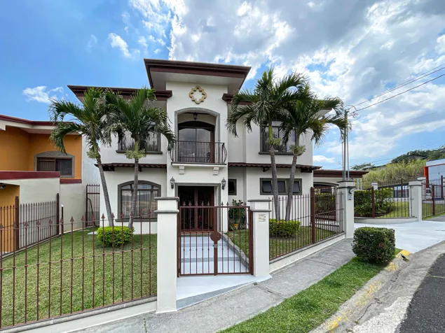Home for sale in Costa Rica – Grecia en Grecia, Alajuela — $650,000