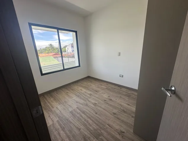 VENTA DE CASA NUEVA, ALAJUELA, SAN RAFAEL en San Rafael, Alajuela — $175,000 - Foto 3 de 25