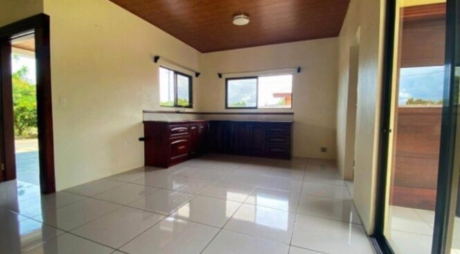 SE VENDE O ALQUILA CASA EN ATENAS, ALAJUELA.  en Santa Eulalia, Atenas, Alajuela — $1,000