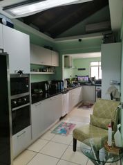 La GARITA - Venta / Renta de Quinta con Casas Y Complejo de Oficinas in Garita, Alajuela — $7,500 - Photo 5 of 59