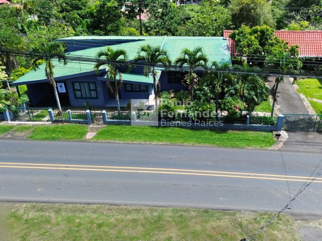Se Vende Casa con amplio terreno en venta – Zaragoza de Palmares in Zaragoza, Palmares, Alajuela — ₡ 265 000 000