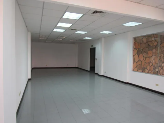 Building for sale or rent in La Uruca. in Uruca, San José — $1,500,000 - Photo 3 of 4