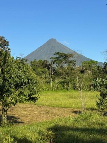 Lote con Vista al Volcán a 5km de La Fortuna en La Fortuna, San Carlos, Alajuela — ₡ 45 000 000