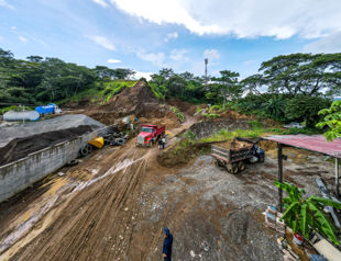 ¡Invierte en tu Futuro! Terreno en Venta en Garabito de 9991 m2 in Jacó, Garabito, Puntarenas — $1,250,000 - Photo 2 of 12