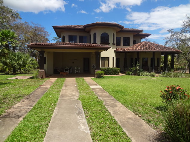 Quinta con casa en Papagayo en Nacascolo, Liberia, Guanacaste — $550,000