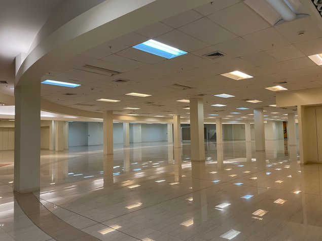 Local comercial en Plaza Lincoln Ubicación Top en San Vicente, Moravia, San José — $26,430 - Foto 3 de 22