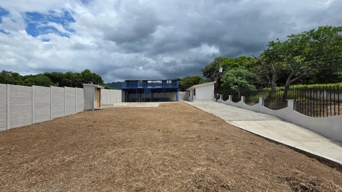 Flat Property with Apartment and Mixed-Use Potential - Atenas en San José, Atenas, Alajuela — ₡ 65 000 000 - Foto 3 de 7