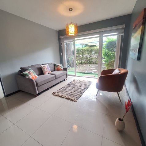Alquiler de apartamento AMOBLADO Río Oro, Santa Ana. Piso 1 con patio en Santa Ana, San José — $1,400 - Foto 2 de 19